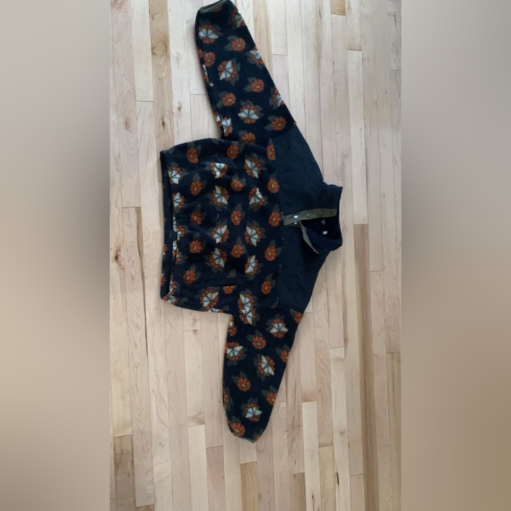 PacSun Butterfly Garden Half Snap Sherpa Sweatshirt